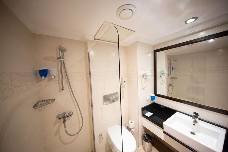 Royal Towers Hotel Kiris المظهر الخارجي الصورة